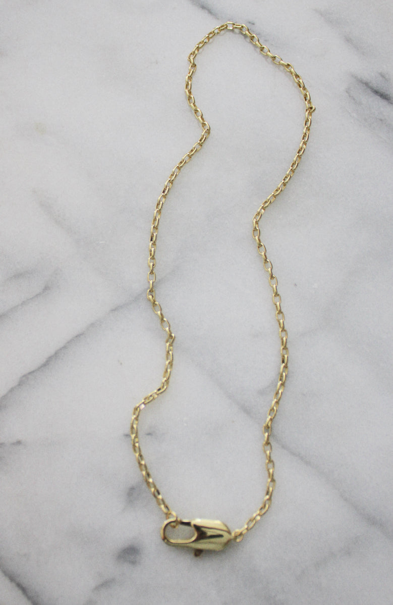 Big Clasp Necklace