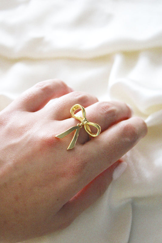 Bow tie Ring